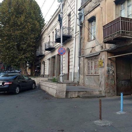 Guliko'S Apartment In Tiflis Exterior foto